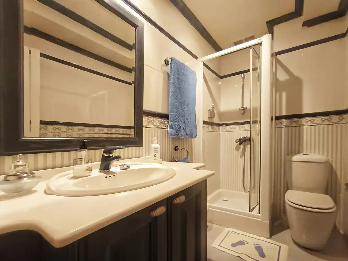 Baño de Dúplex en venta en Pontevedra Capital  con Calefacción y Amueblado