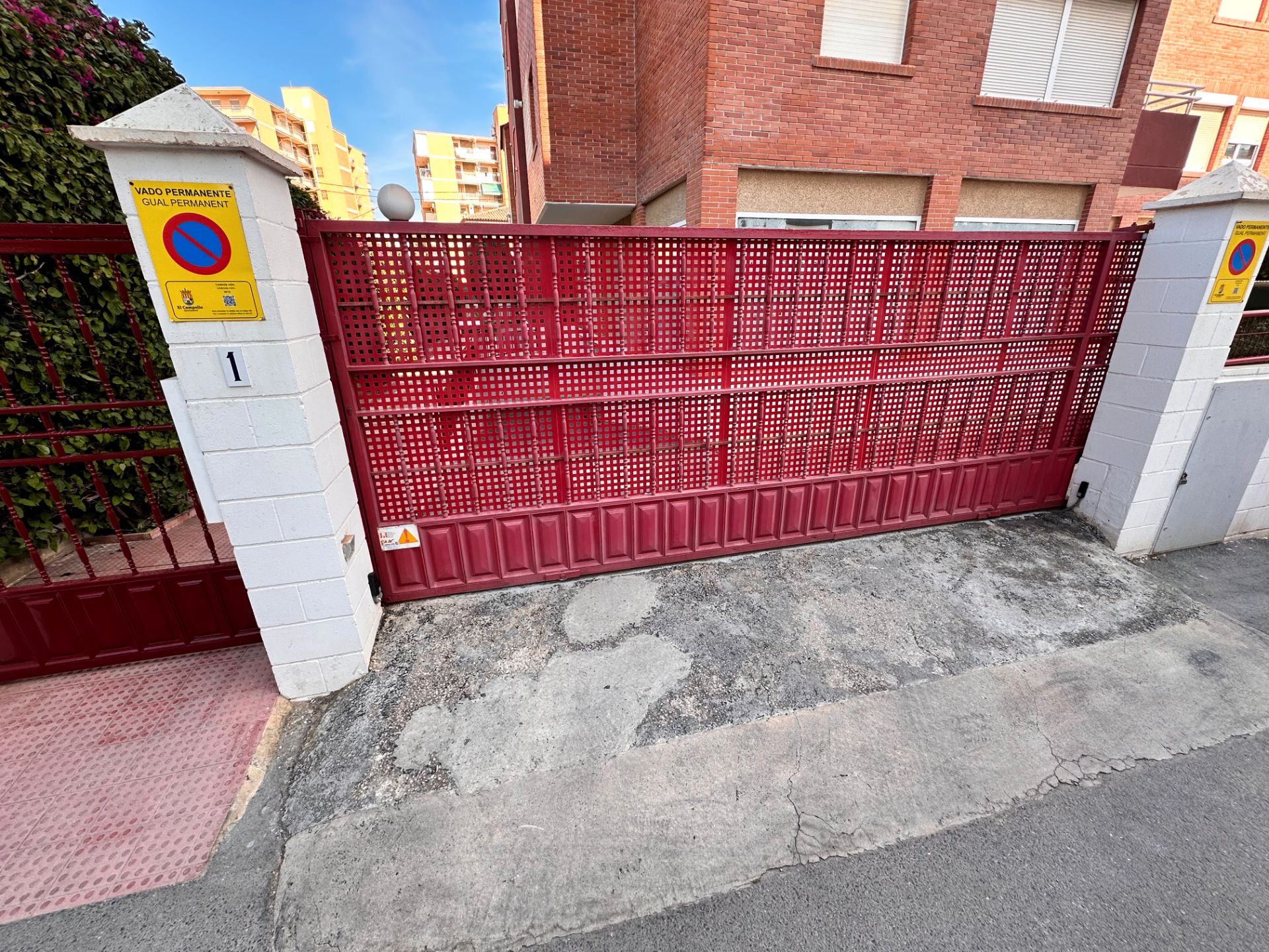 Exterior view of Garage for sale in El Campello  with Alarm