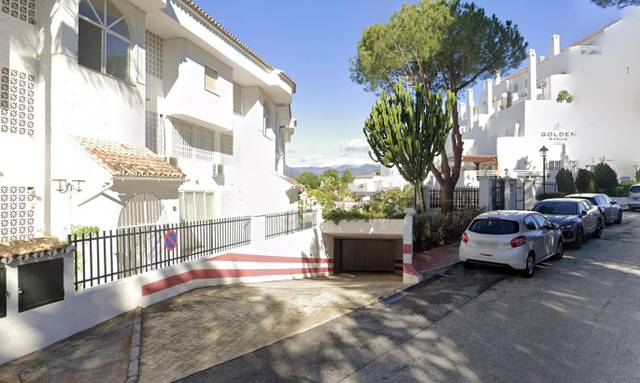 Garaje en Venta en Nueva Andalucía centro