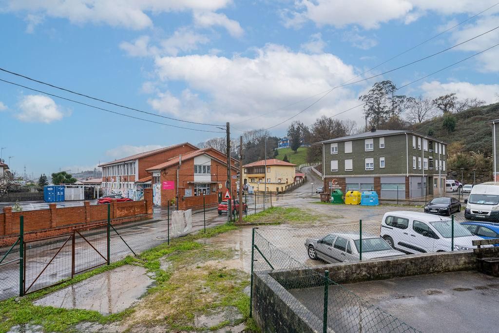 Vista exterior de Residencial en venda en Reocín