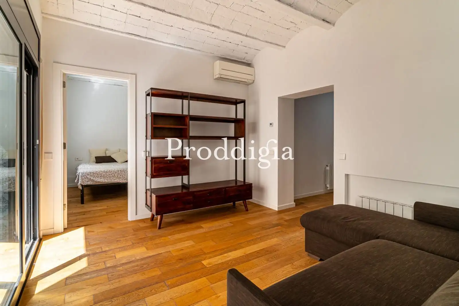 Bedroom of Flat for rent in Barcelona  with Air Conditioner, Terrace and Storage room