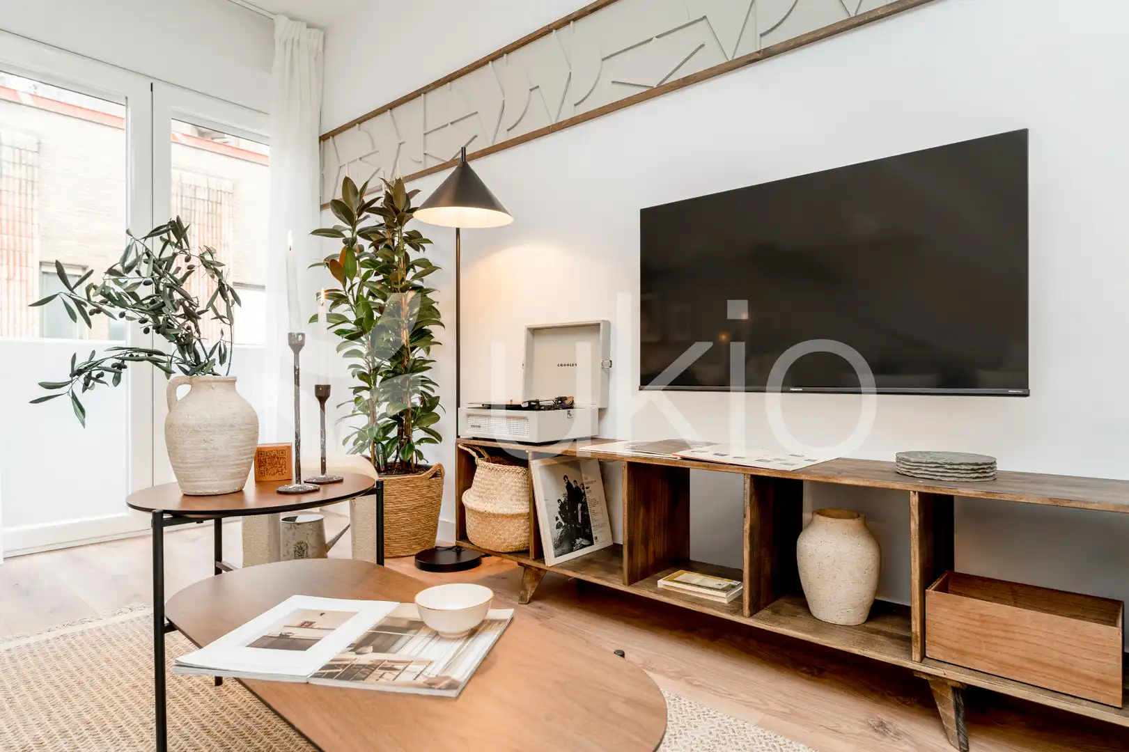 Living room of Apartments for rent in Madrid  with Air Conditioner, Heating and Furnished