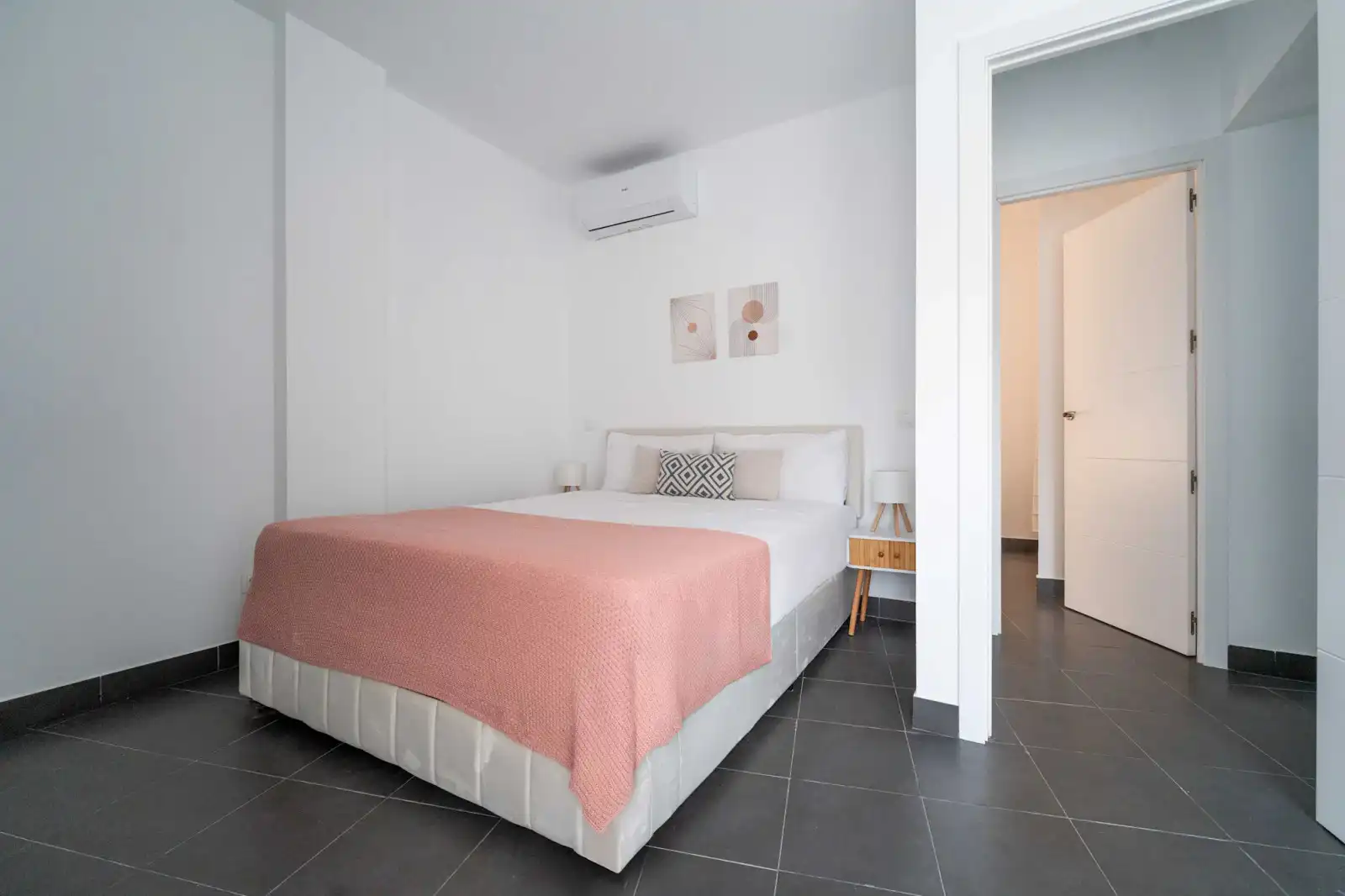 Schlafzimmer von Wohnung zur Miete in Carabanchel