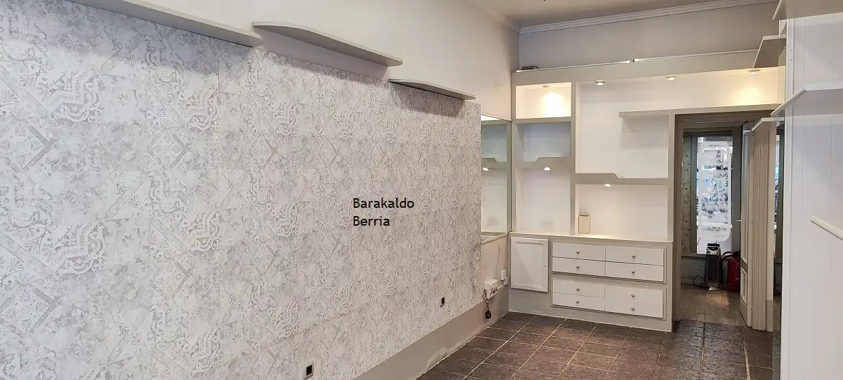 Commercial properties for rent in Juan de Garay Kalea, 5, Centro