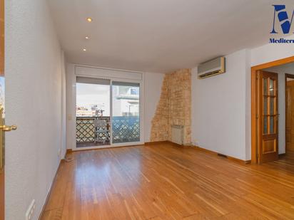 Living room of Attic for sale in Castelldefels  with Air Conditioner and Balcony