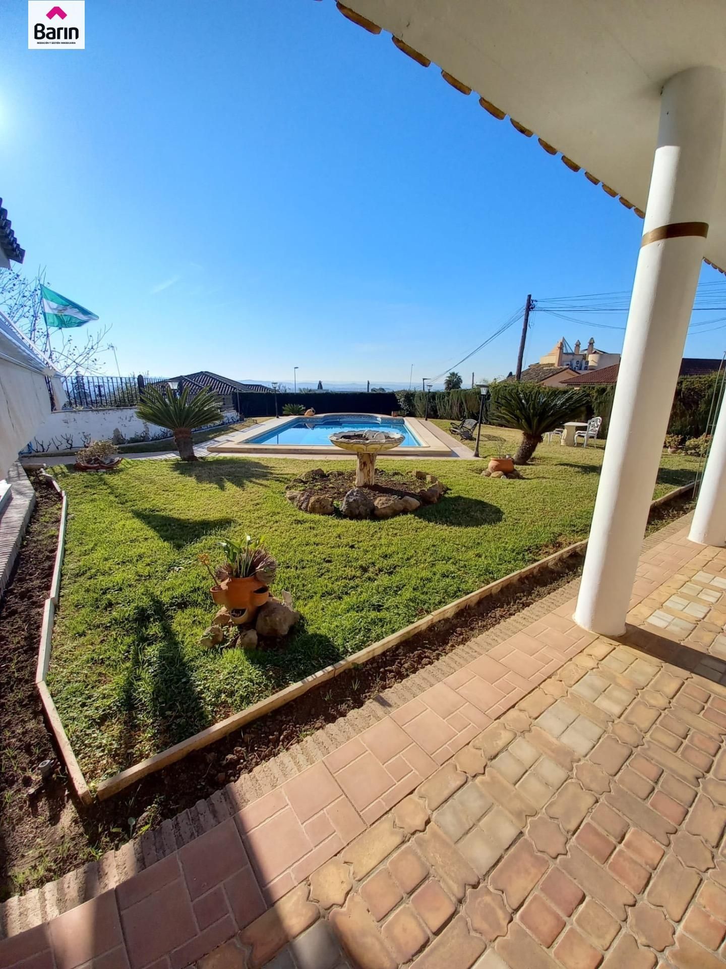 Swimming pool of House or chalet for sale in  Córdoba Capital  with Air Conditioner, Heating and Private garden