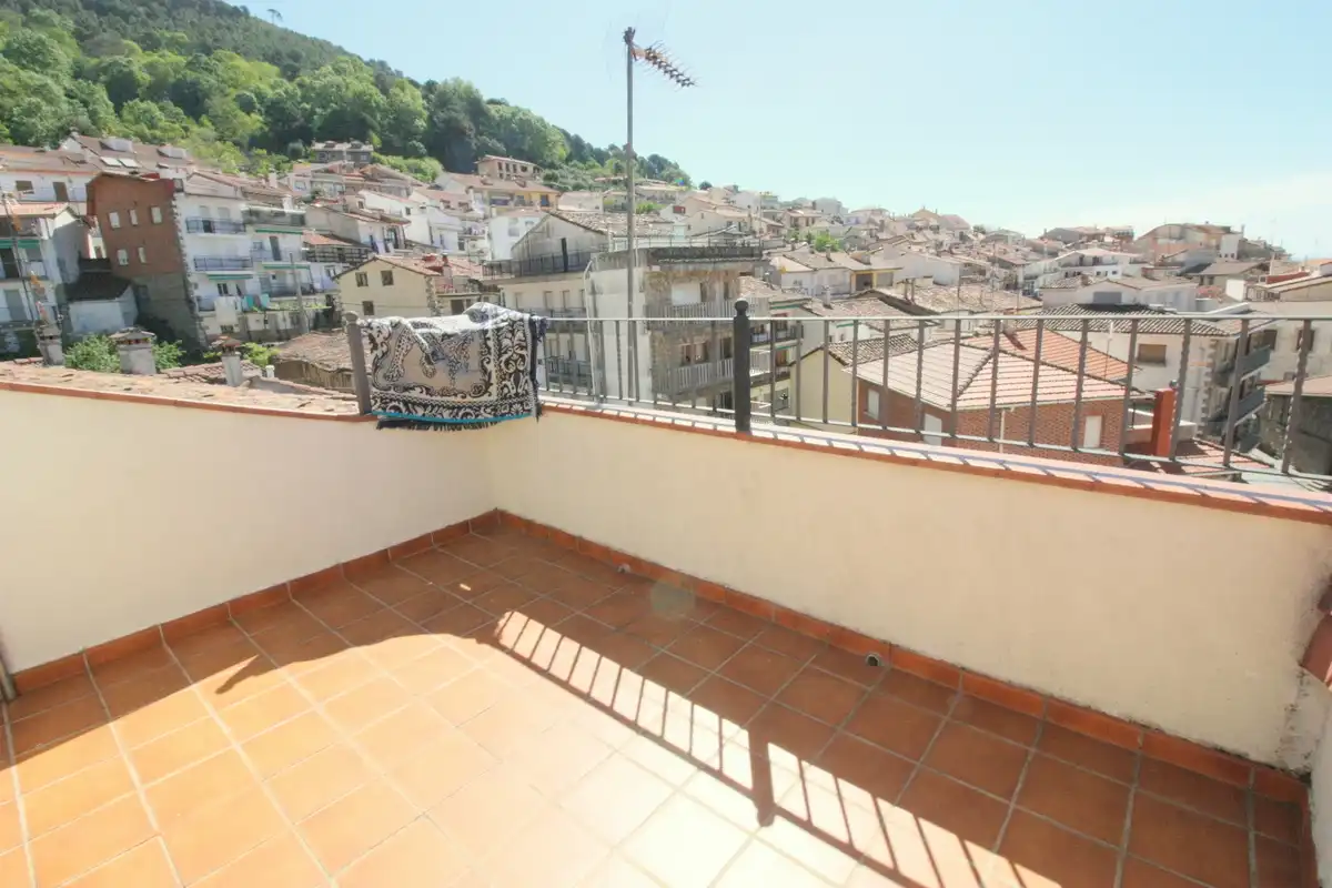 Terrassa de Casa o xalet en venda en Pedro Bernardo amb Calefacció, Terrassa i Moblat