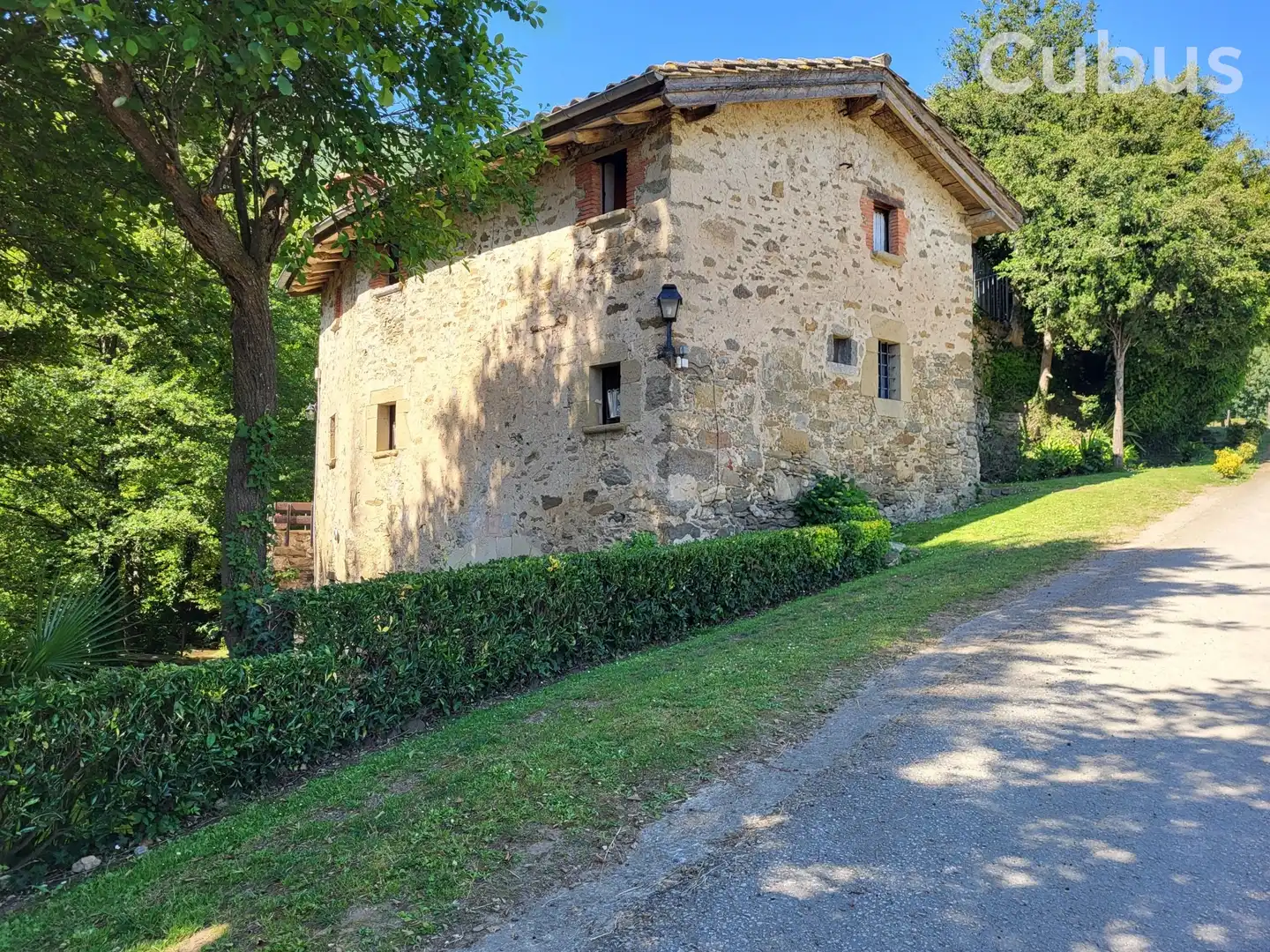 Vista exterior de Finca rústica en venta en Sant Feliu de Pallerols con Calefacción, Terraza y Trastero