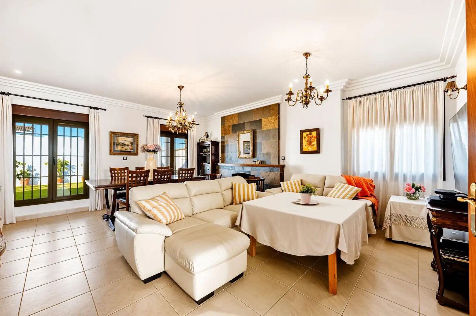 Chalet con piscina en venta en Núcleo urbano, imagen 38