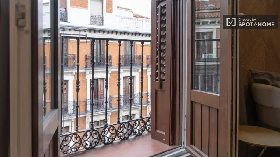 Piso con terraza en alquiler en Centro, imagen 5