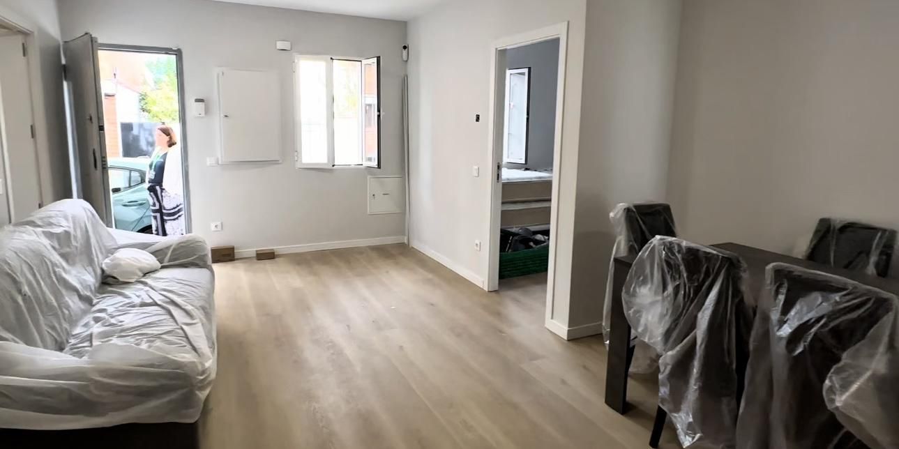 Habitación de Apartamento de alquiler en Villaviciosa de Odón con Aire acondicionado, Calefacción y Parquet
