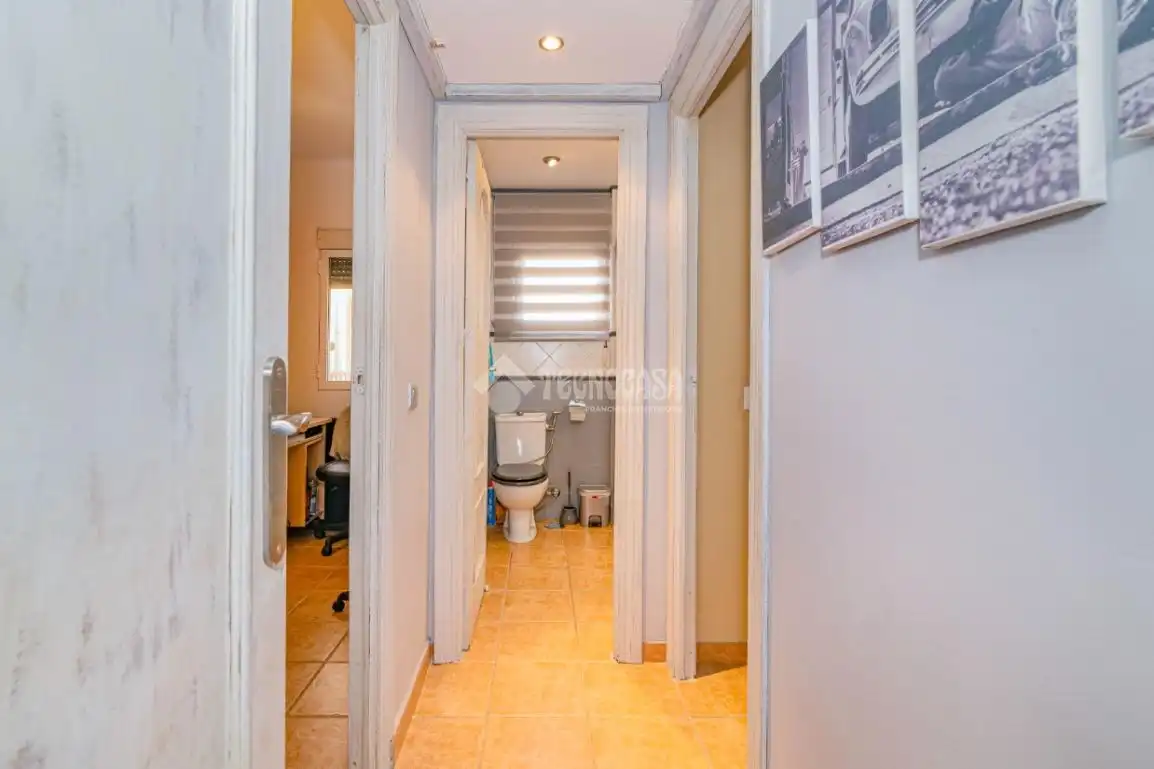 Flat for sale in Granada  with Air Conditioner
