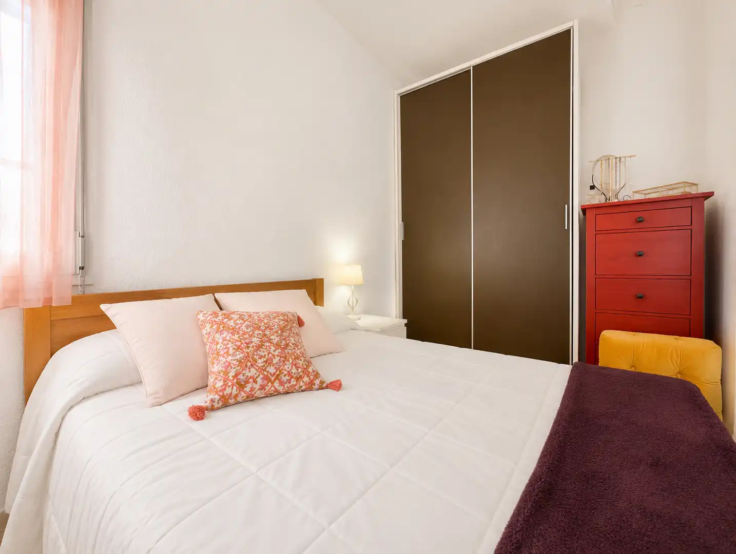Habitación de Piso en venta en Barcelona con Amueblado y Horno