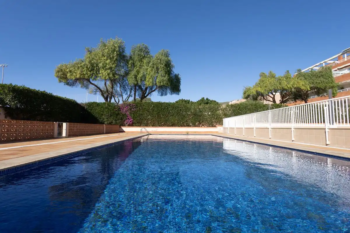Piscina de Pis en venda en Eivissa amb Aire condicionat, Calefacció i Jardí privat