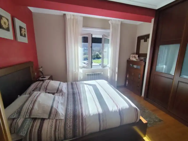 Habitación de Piso en venta en Pravia con Calefacción