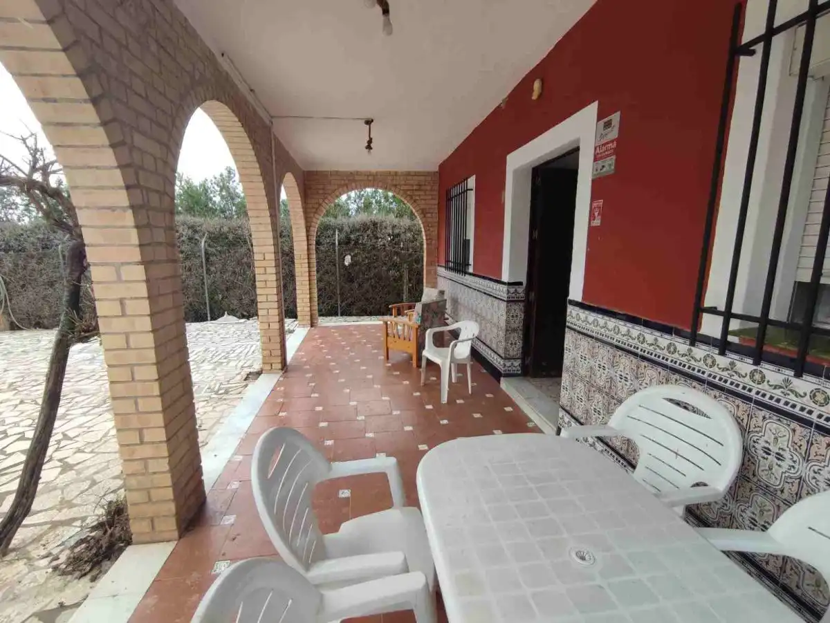 Chalet en venta en Olivares