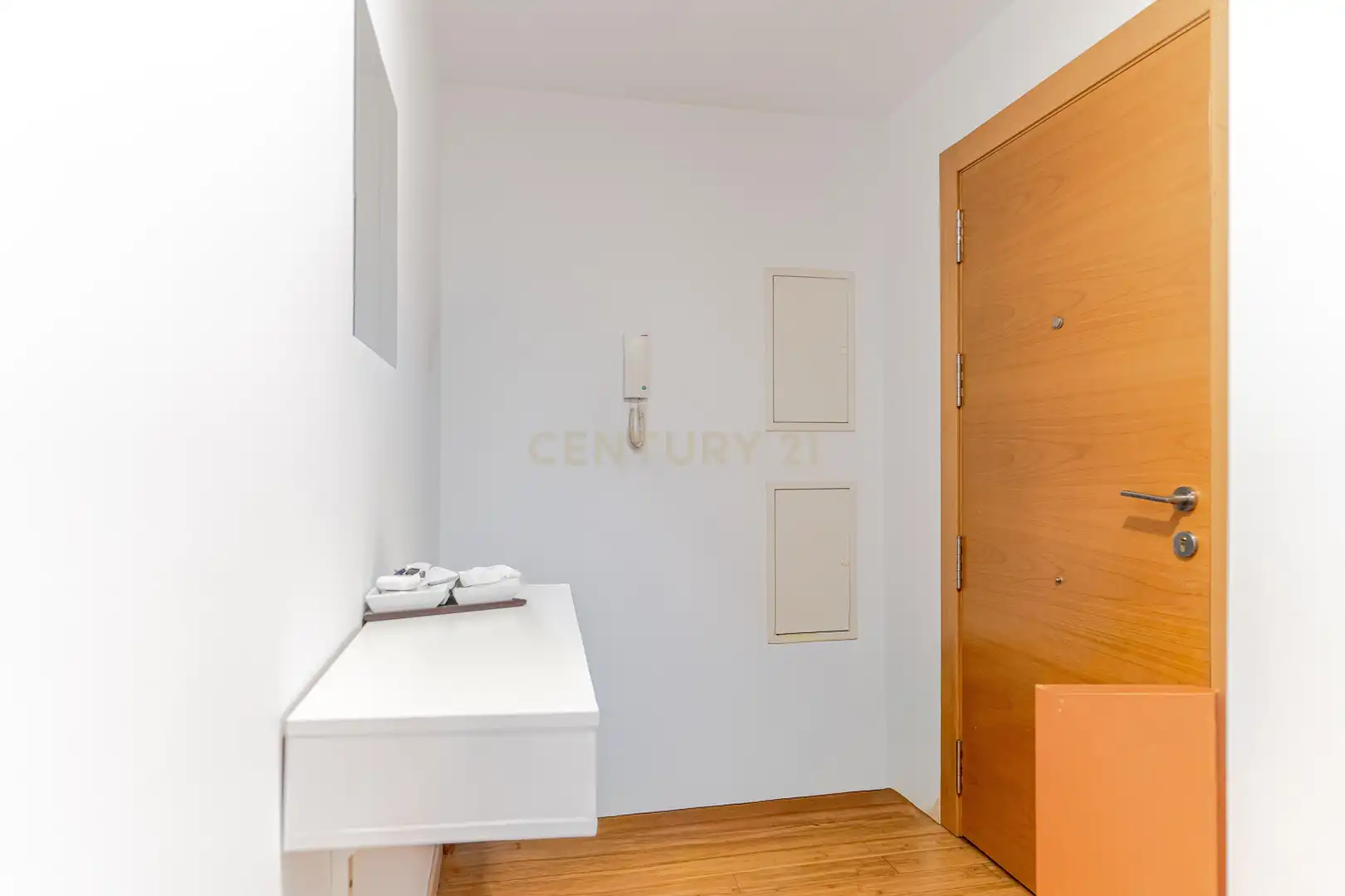 Piso en venta en Granada con Jardín privado, Trastero y Piscina comunitaria
