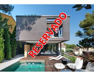 Jardí de Casa o xalet en venda en Castelldefels amb Aire condicionat, Calefacció i Jardí privat