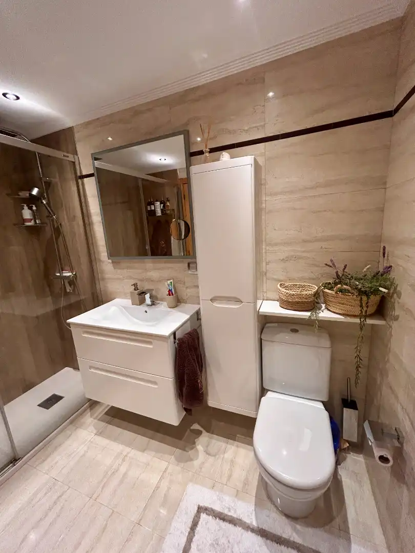 Bathroom of Duplexes for sale in Errenteria  with Heating, Terrace and Storage room