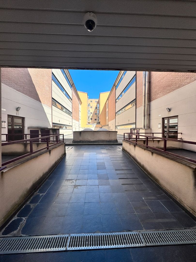 Vista exterior de Pis en venda en Sabiñánigo amb Calefacció, Parquet i Traster