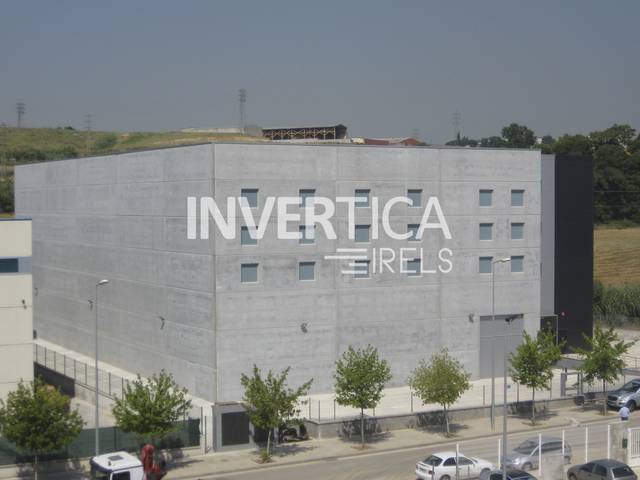 Nave industrial en Alquiler en Carrer de Catalunya, 37 en Santa Perpètua de Mogoda