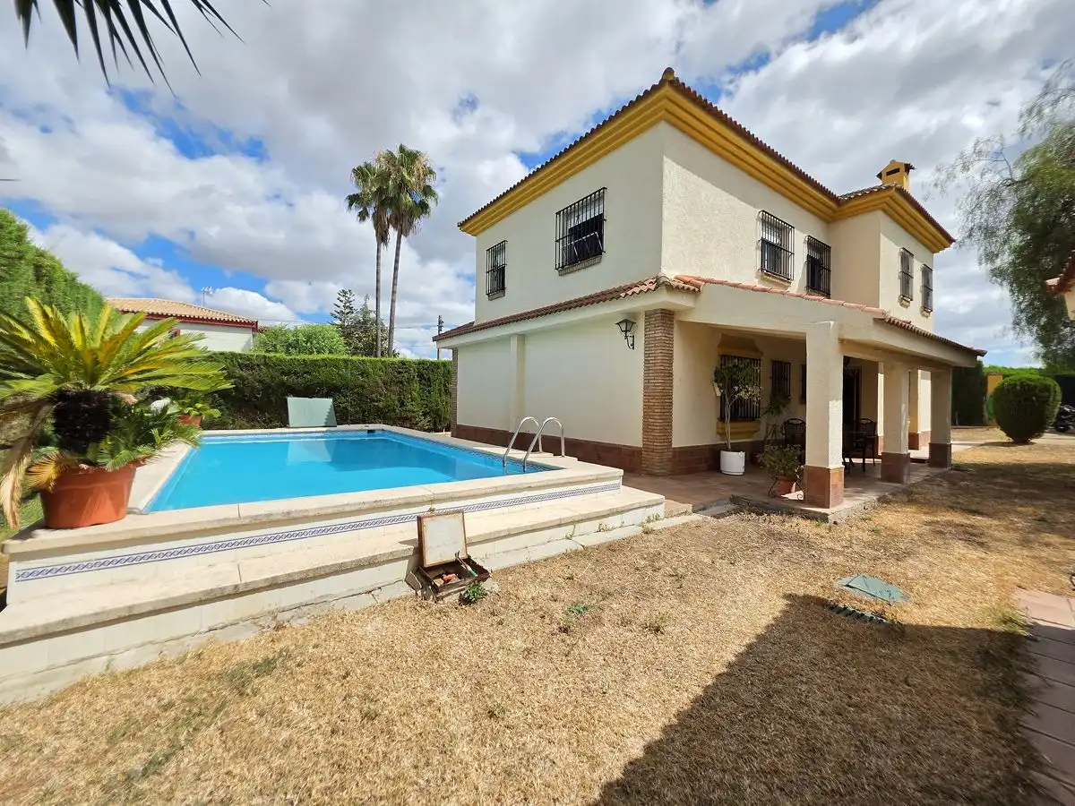 Chalet con piscina en venta en Palomares del Río, imagen 59