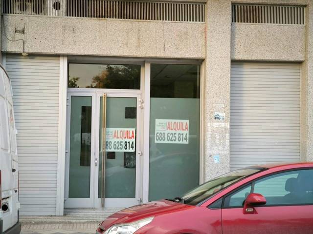 Local comercial en Alquiler en Gregorio altube en El Anglo