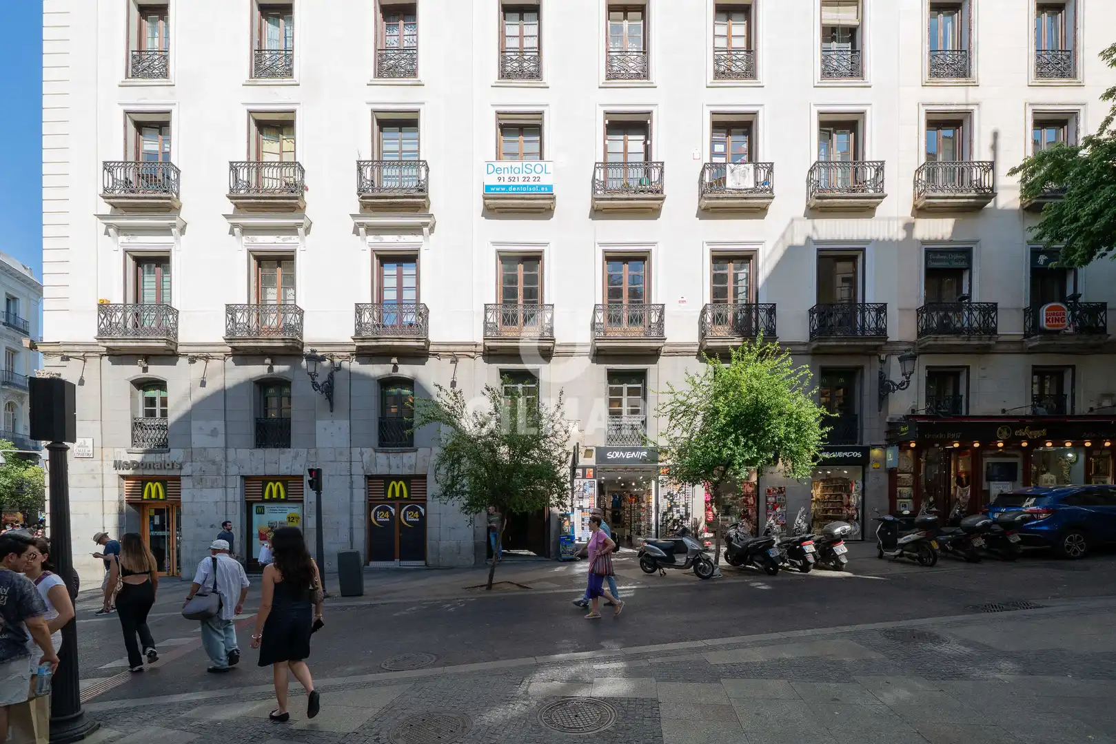 Vista exterior de Piso en venta en Madrid con Calefacción