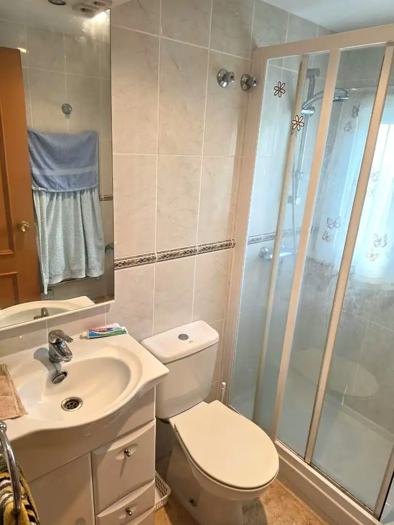 Baño de Apartamento en venta en Torremolinos con Aire acondicionado, Jardín privado y Terraza