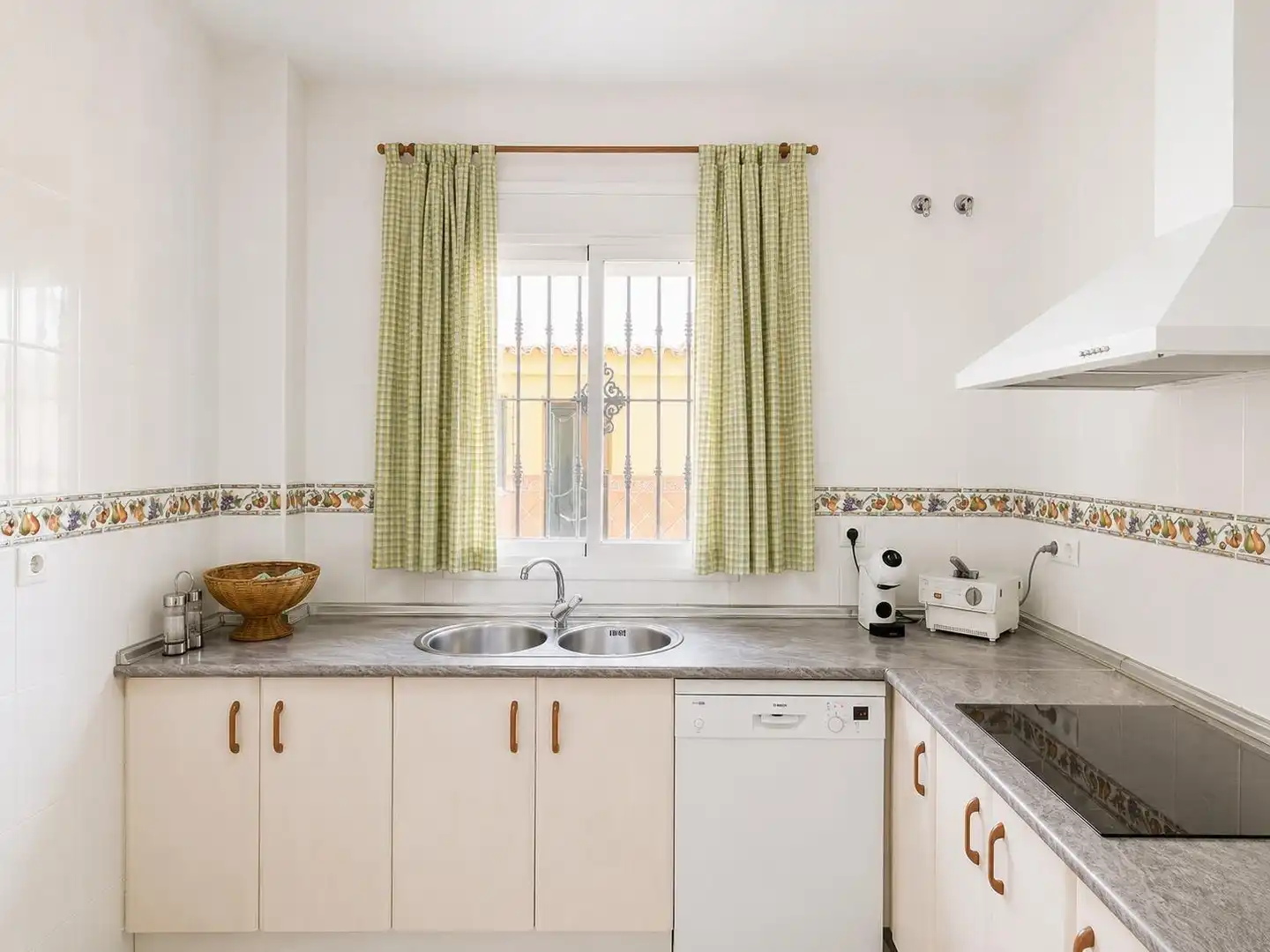 Kitchen of Detached homes for sale in Chipiona  with Heating, Terrace and Storage room