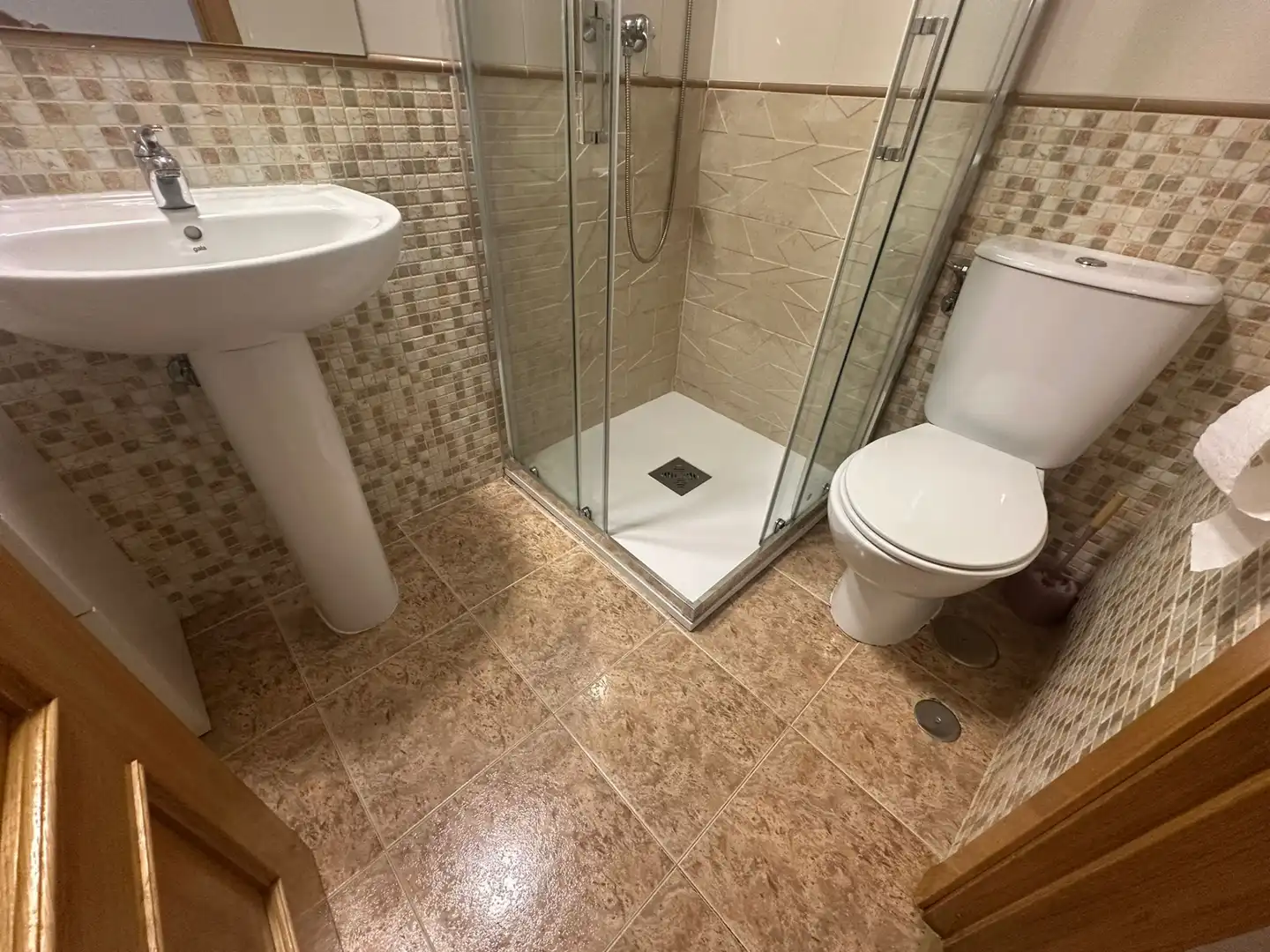 Baño de Piso de alquiler en Arganda del Rey con Calefacción, Terraza y Trastero
