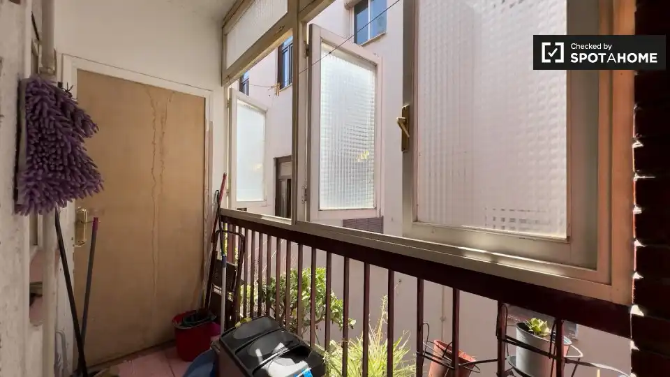 Piso con terraza en alquiler en Ciutat Vella, imagen 11