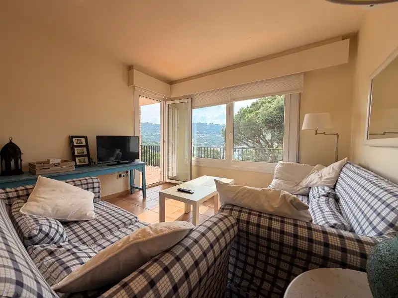 Living room of Flat for sale in Palafrugell  with Air Conditioner, Heating and Terrace