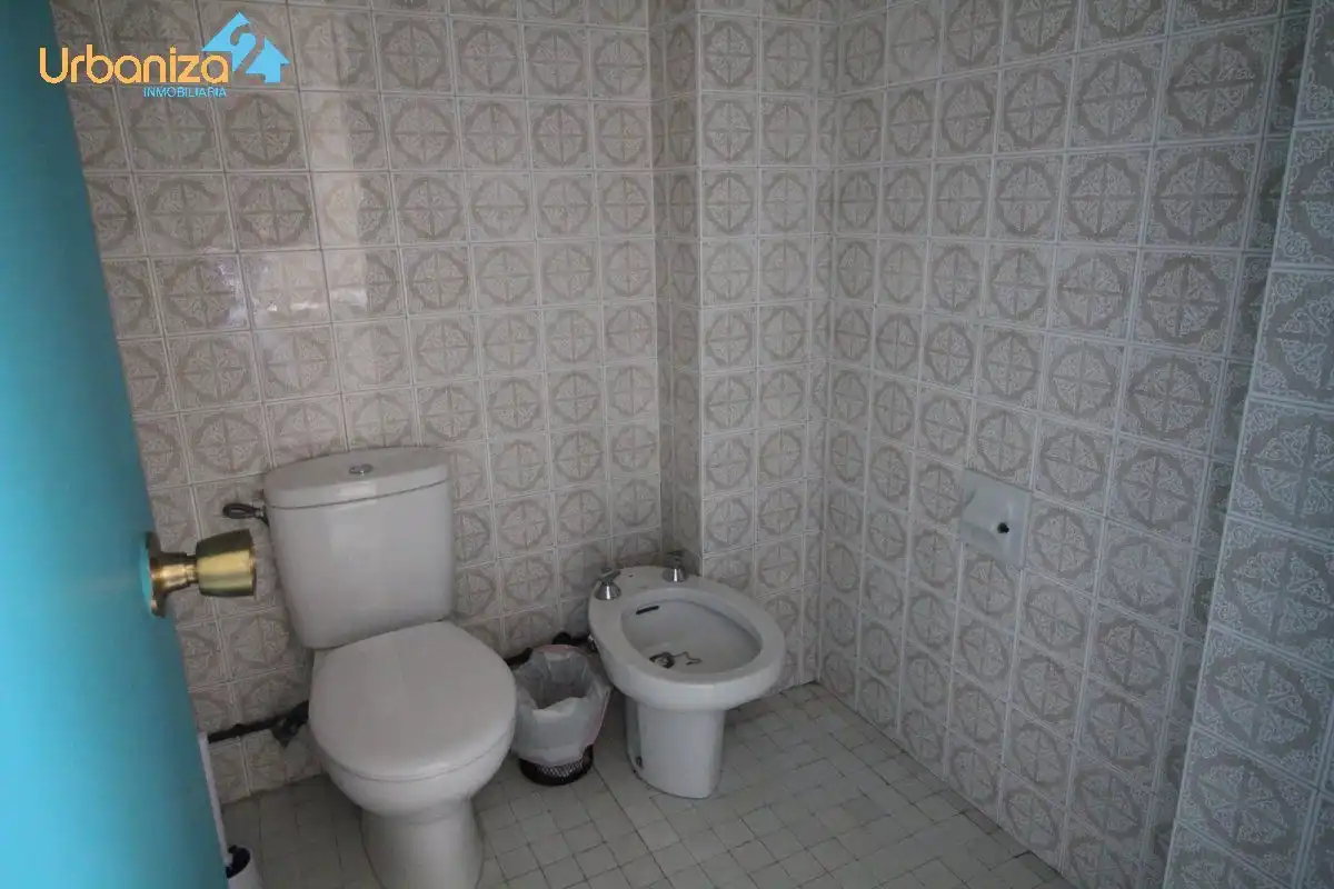Oficina con ascensor en venta en Calle DONOSO CORTES 6, imagen 20