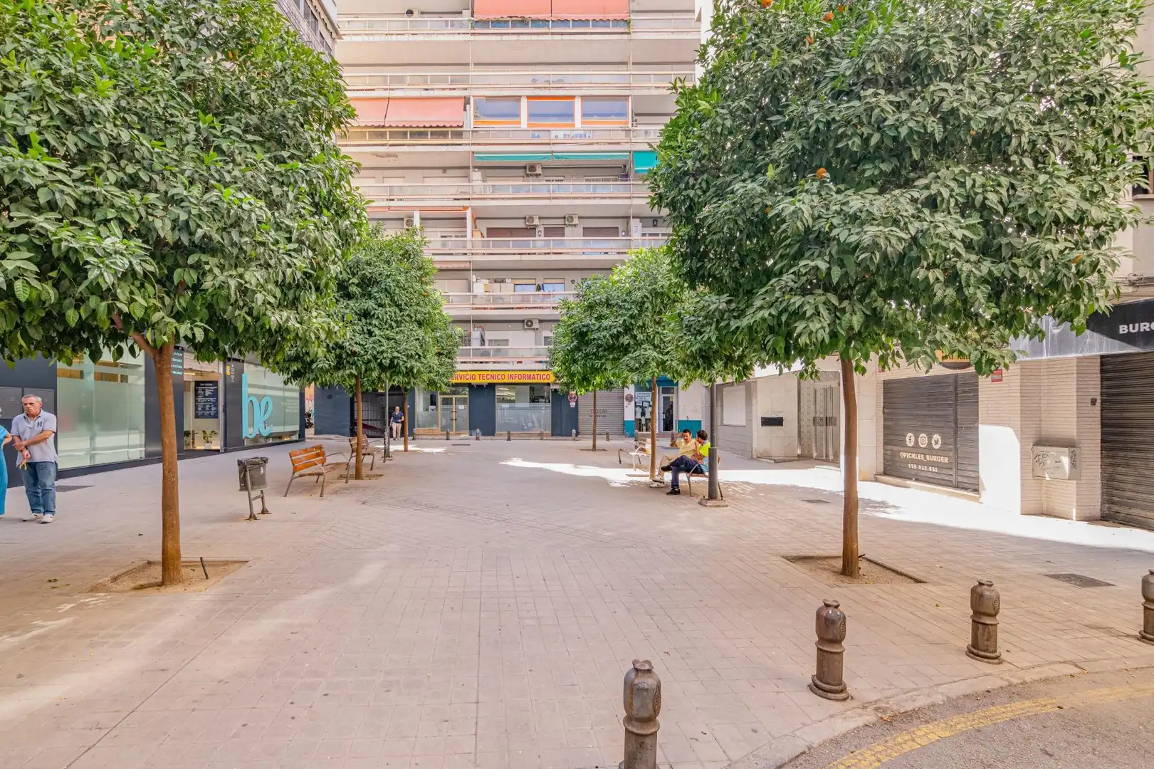 Vista exterior de Piso en venta en Granada con Calefacción y Amueblado