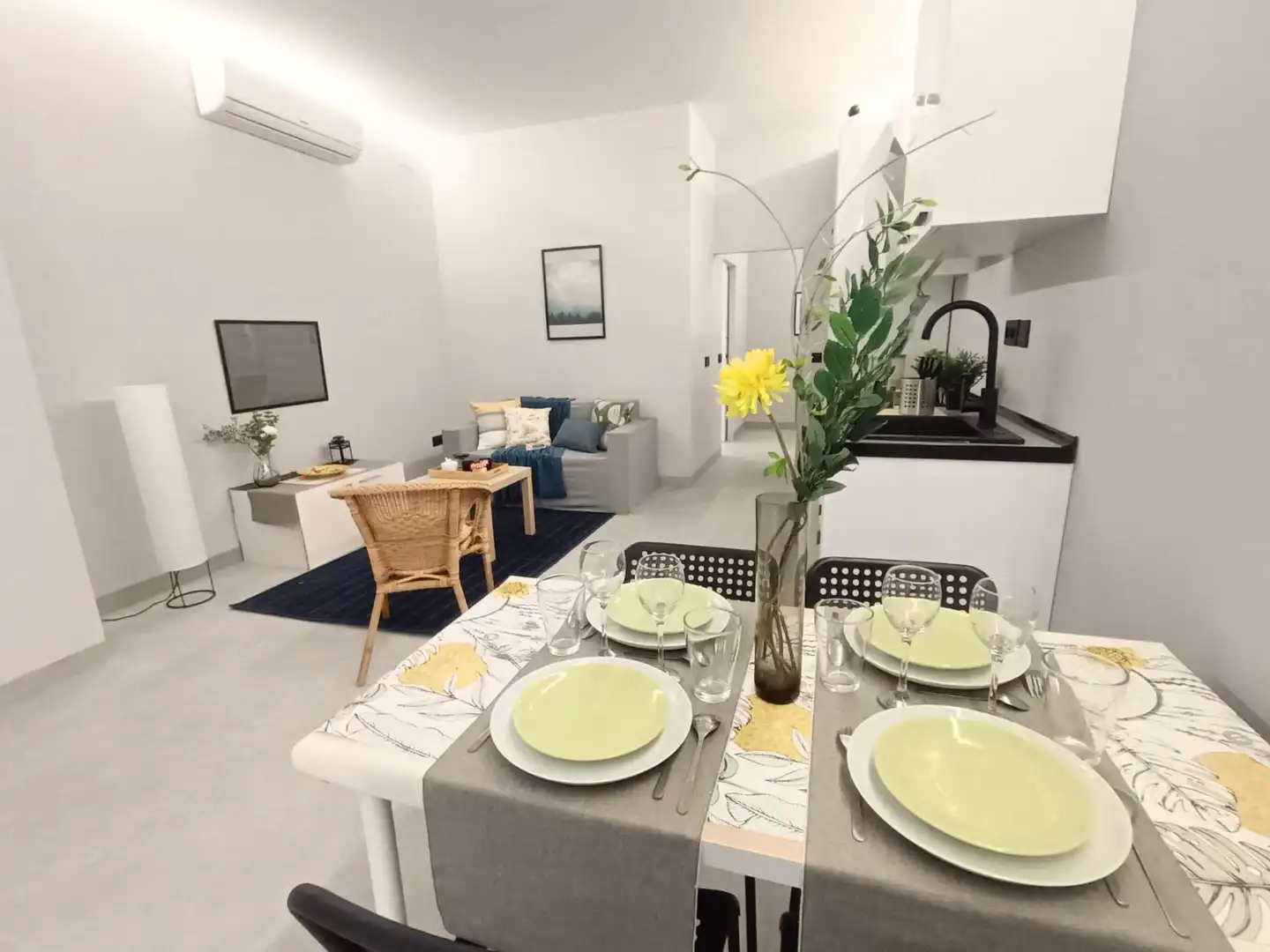 Flat for sale in Carrer SENTMENAT, Sol i Padris - Sant Oleguer
