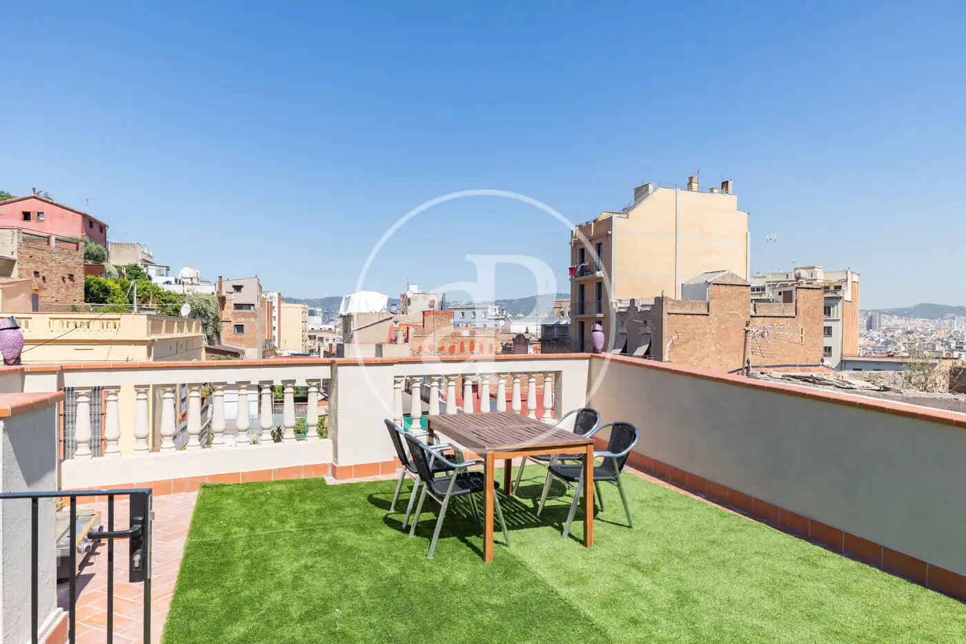 Terrasse von Wohnung zum Verkauf in Barcelona mit Klimaanlage, Heizung und Privatgarten