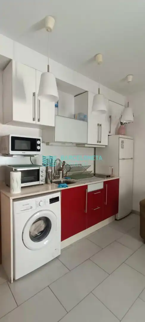 Cocina de Piso de alquiler en Barcelona con Terraza y Amueblado