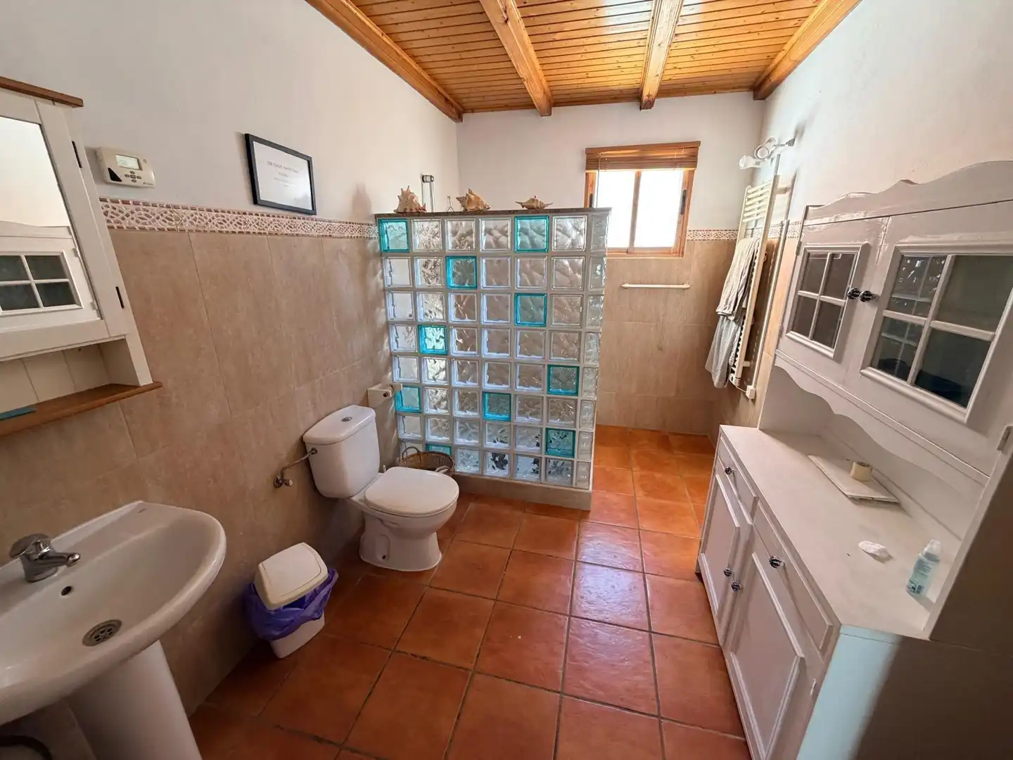 Bany de Finca rústica en venda en Salem, Valencia