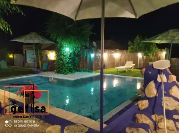 Piscina de Finca rústica en venda en Valdepeñas amb Aire condicionat, Calefacció i Jardí privat