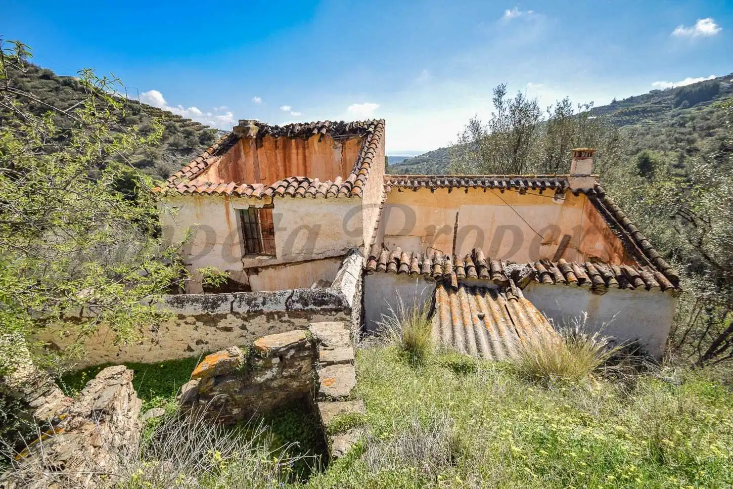 Rustikales Grundstück zum Verkauf in Torrox Pueblo