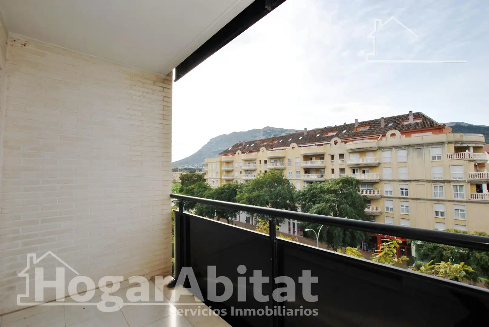 Vista exterior de Piso en venta en Dénia con Aire acondicionado, Calefacción y Terraza
