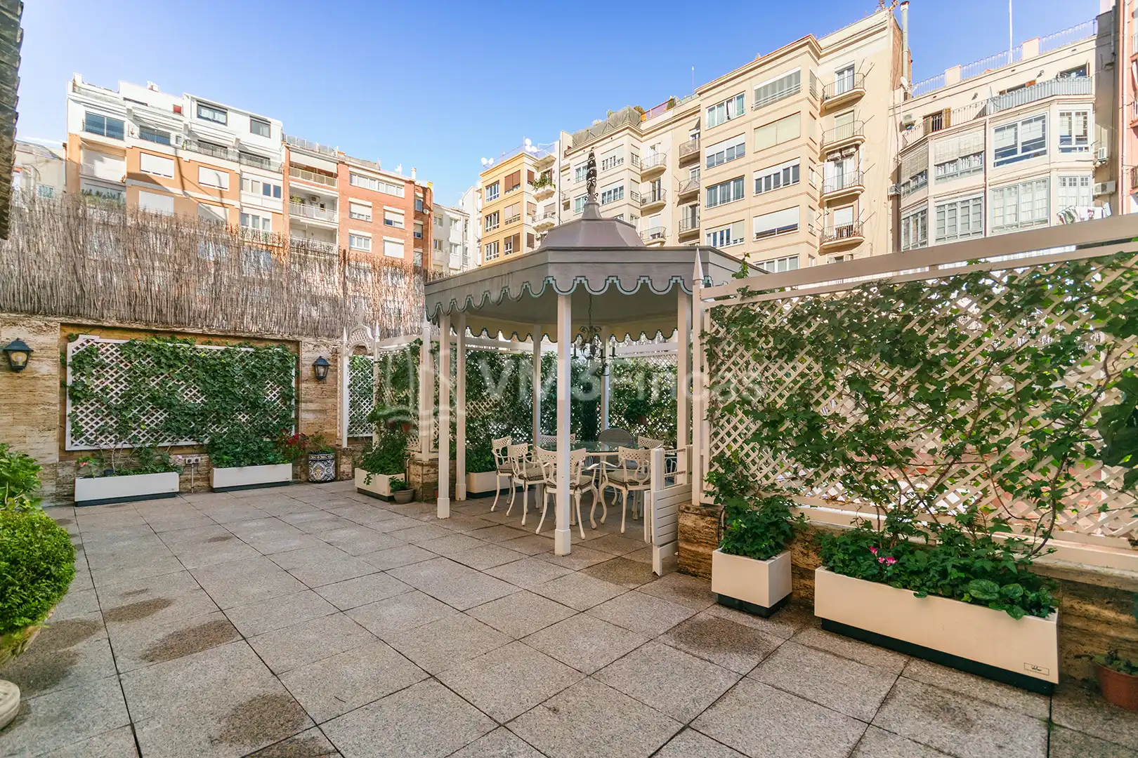 Terrasse von Wohnung zur Miete in Barcelona mit Klimaanlage, Heizung und Parkett