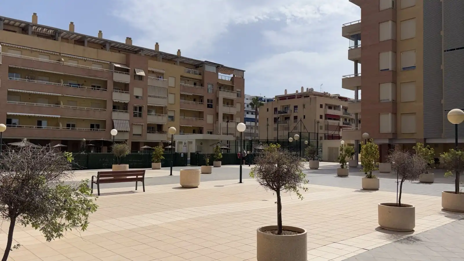 Exterior view of Flat for rent in Vélez-Málaga  with Terrace, Furnished and Community pool