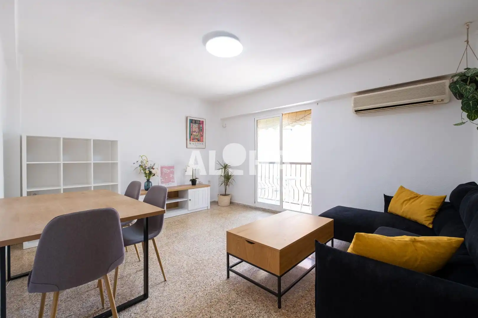 Exterior view of Apartments for rent in Moncada  with Air Conditioner, Furnished and Balcony