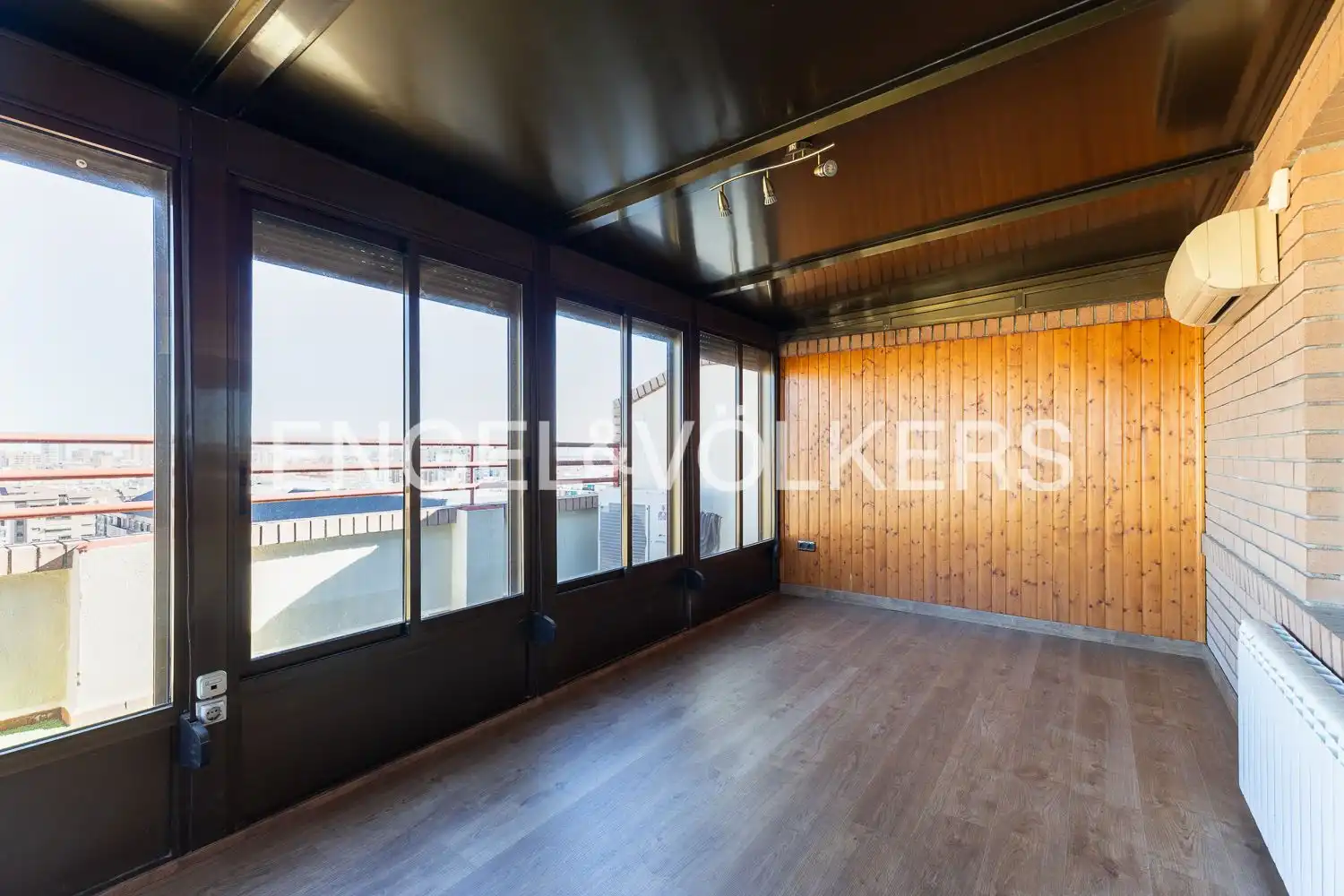 Terraza de Ático de alquiler en Camins al Grau