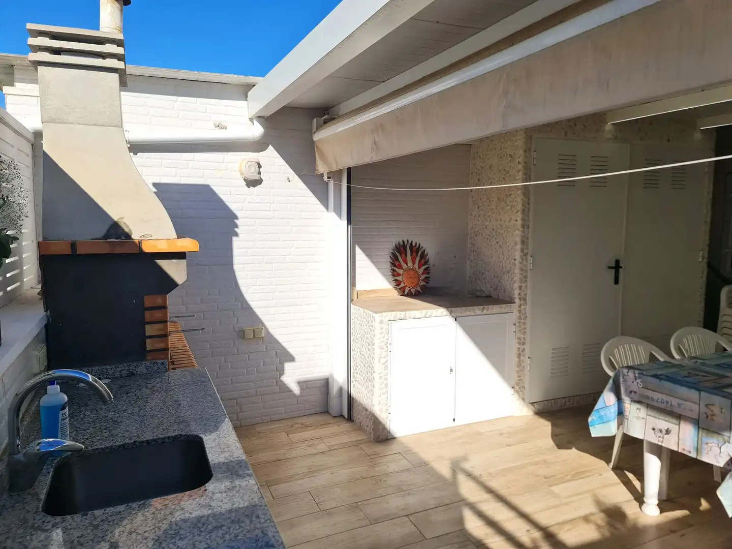 Terraza de Casa o chalet de alquiler en Santa Pola con Aire acondicionado, Jardín privado y Trastero