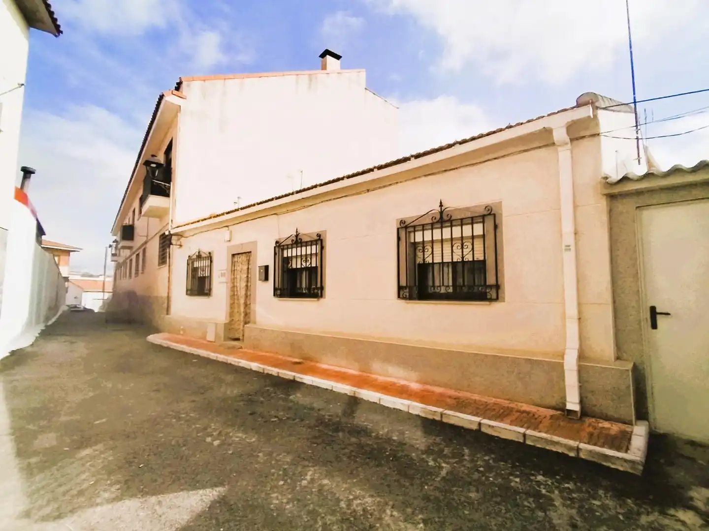 Exterior view of Houses for sale in Arganda del Rey  with Heating