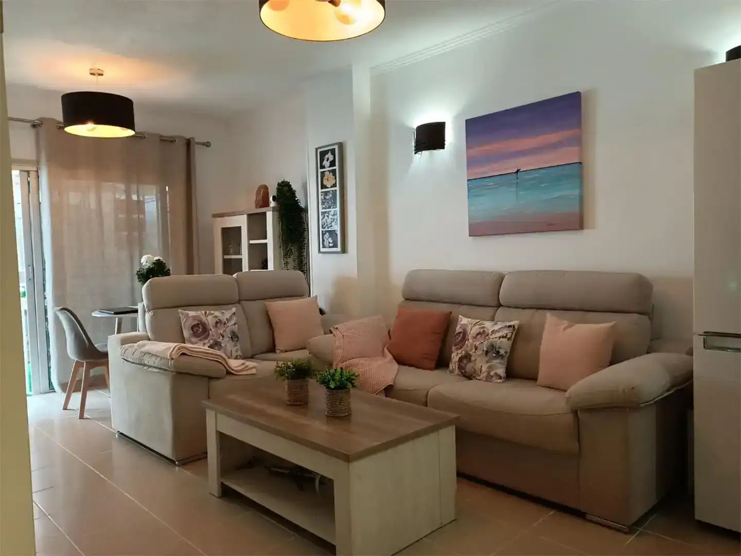 Sala de estar de Piso en venta en Arona con Aire acondicionado, Piscina y Amueblado