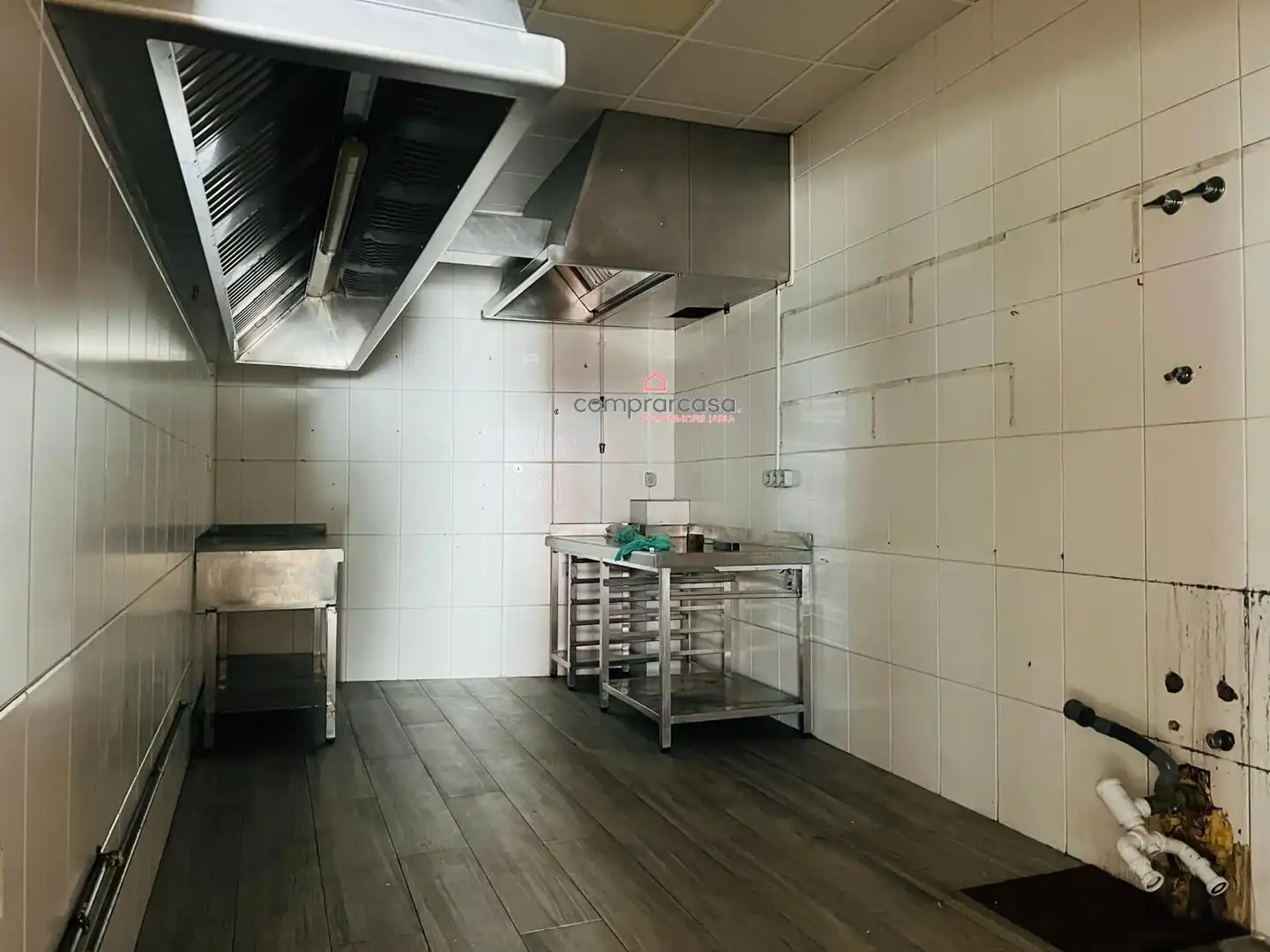 Cocina de Local de alquiler en Cambre 